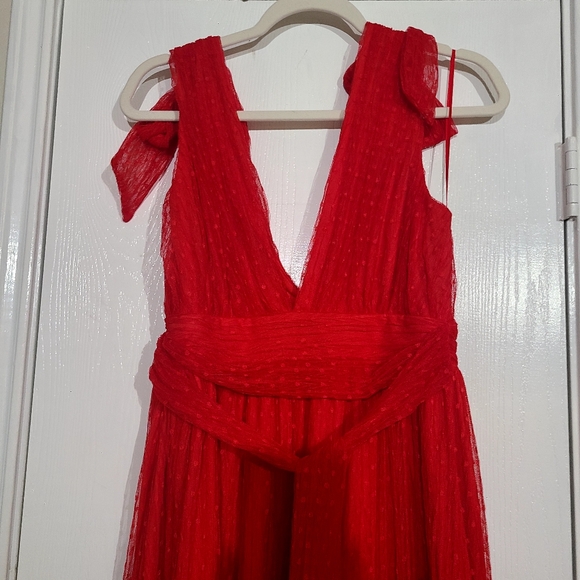 Beautiful red Vicidolls tulle midi-dress - Picture 6 of 9